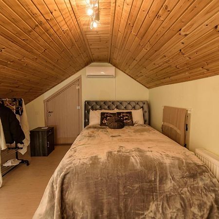 Апартаменты Aprosmeno Jacuzzi House 2 Агрос Экстерьер фото